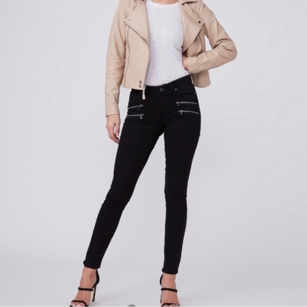 NWOT Paige Denim Edgemont Style